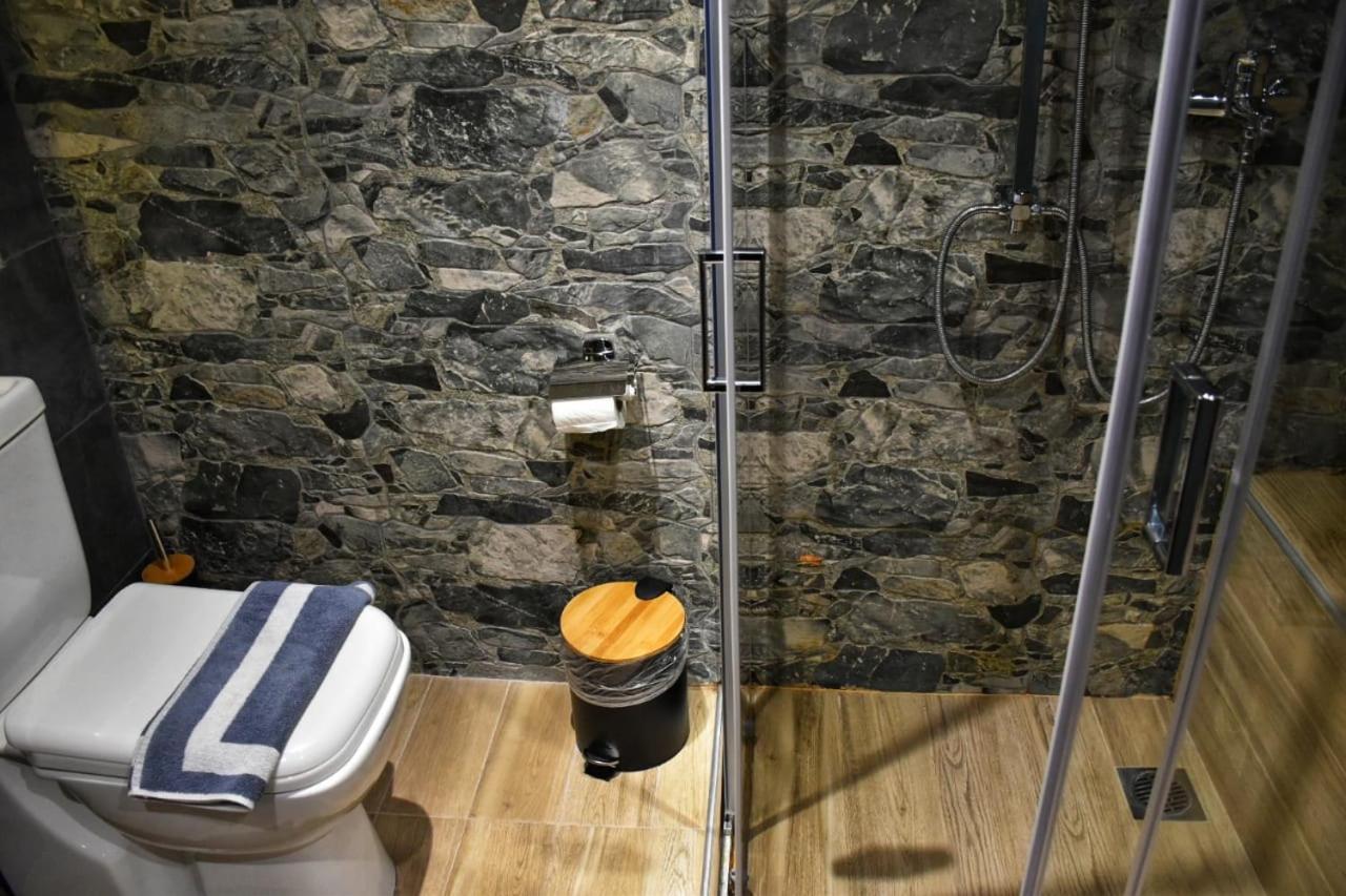 Alexander Apartment Серес Екстериор снимка