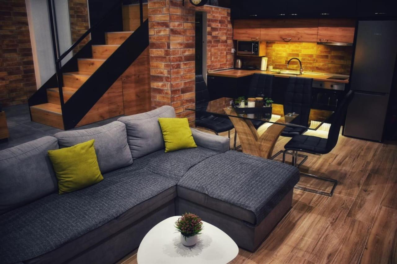 Alexander Apartment Серес Екстериор снимка